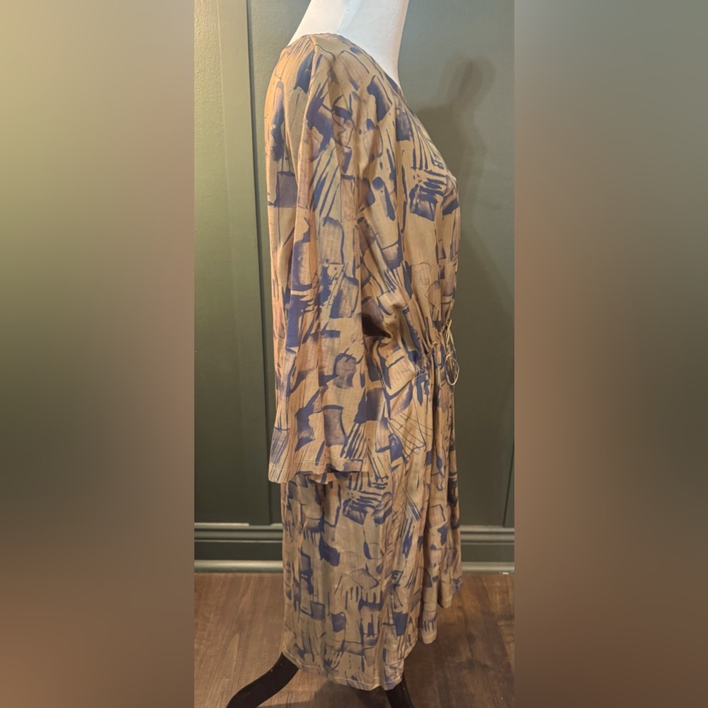 Wrap London Lyocell Patterned cinch waist midi Dress